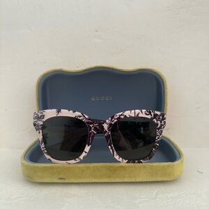 Rare Gucci floral sunglasses